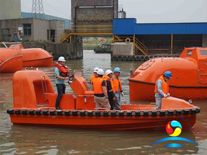 13 Persons SOLAS Fast Rescue Boat With Single Arm Type Davit